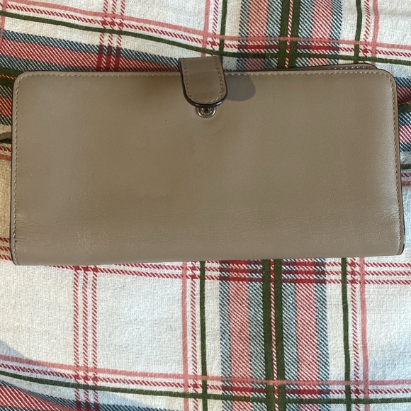 Coach Wallet - Picture 2 of 4